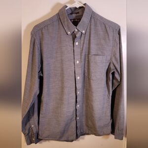 Eddie Bauer Men's Blue Button-Down Shirt